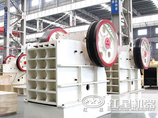 900*1200顎式破碎機(jī)