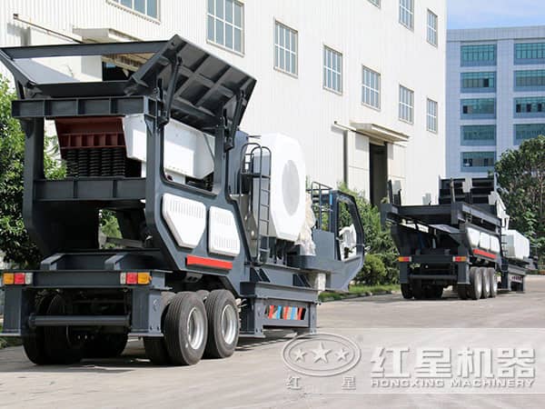 正在發(fā)貨的車載移動破碎機