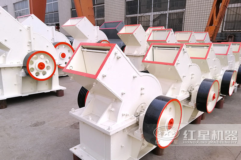 小型錘式破碎機(jī)，體積小，占地面積少