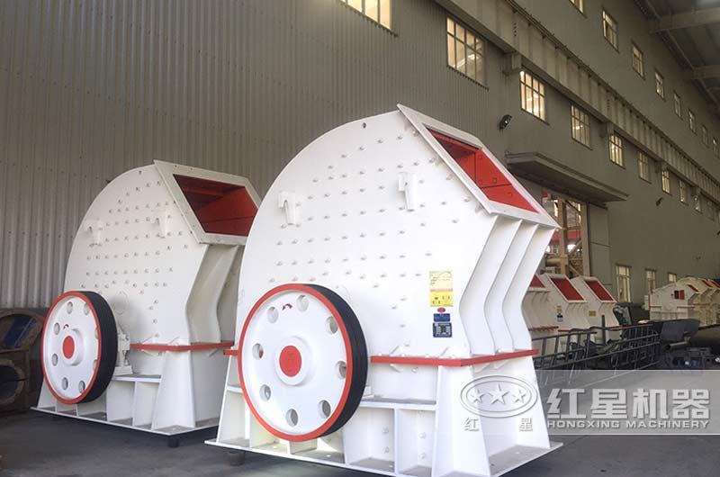 PCX錘式破碎機(jī)，出料細(xì)，整齊度高